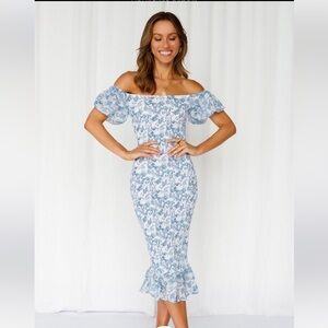 Hello Molly Blue Midi Dress Small
